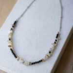 Χειροποίητο κολιέ με ημιπολύτιμες πέτρες