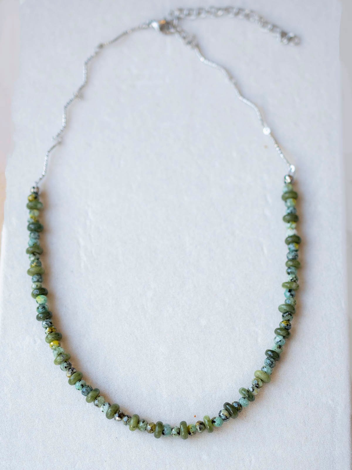 Χειροποίητο κολιέ με ημιπολύτιμες πέτρες