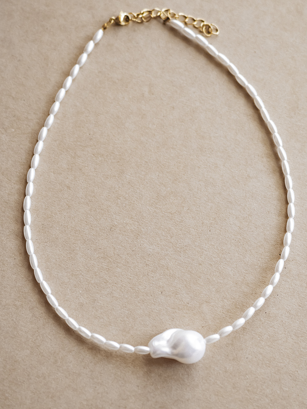 kolie-perles-perla-megali-oval_perlitses